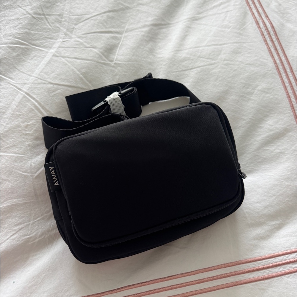 Away Men's Black Belt Bag